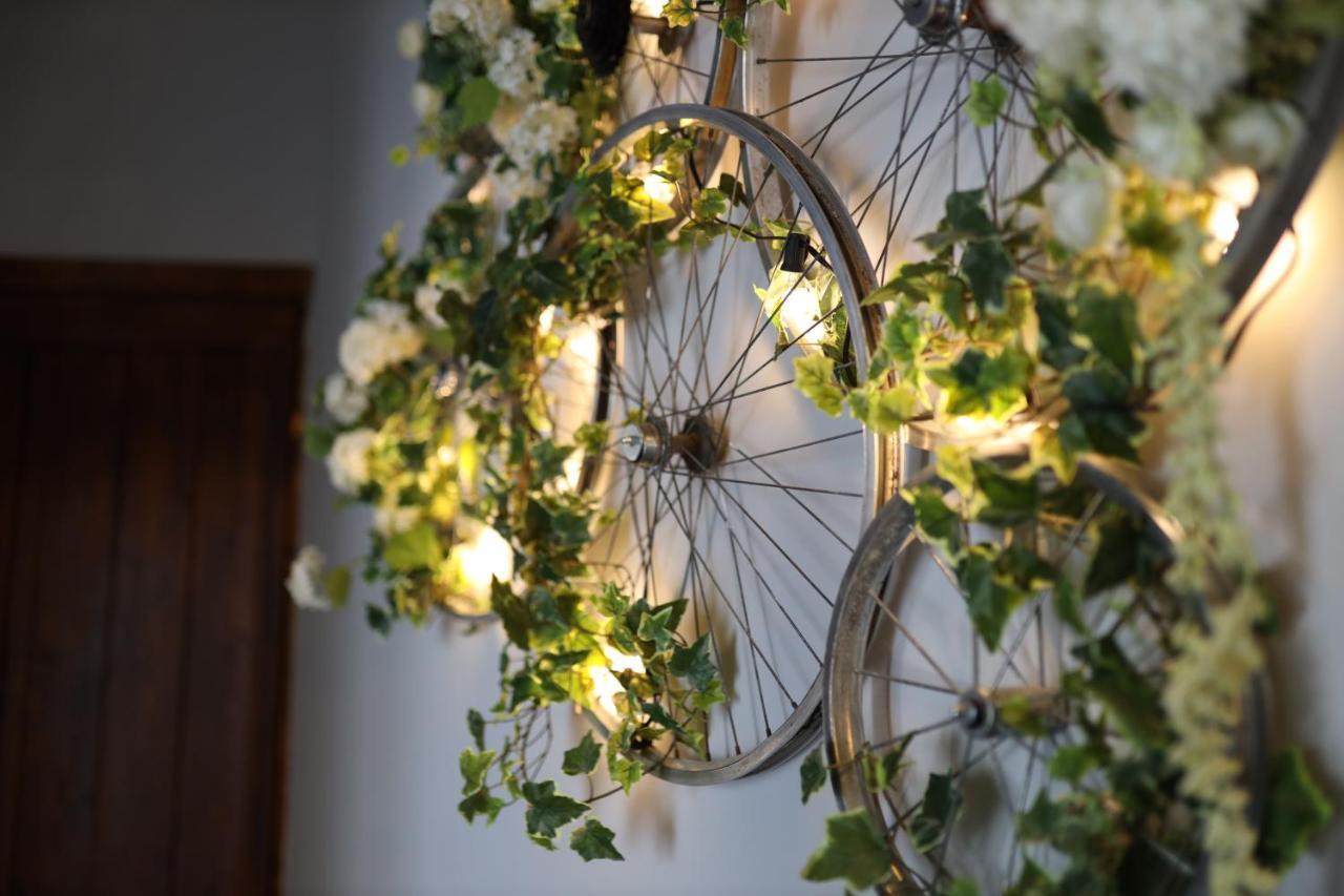 Dimora Giusti Bed & Breakfast Lecce Eksteriør bilde