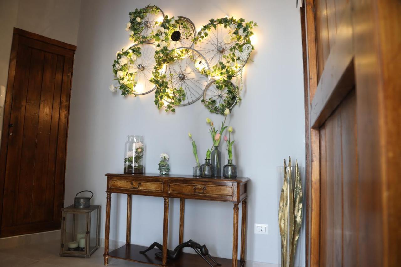 Dimora Giusti Bed & Breakfast Lecce Eksteriør bilde