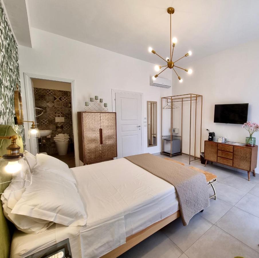Dimora Giusti Bed & Breakfast Lecce Eksteriør bilde