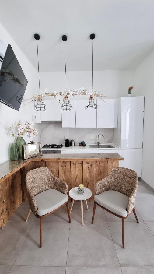Dimora Giusti Bed & Breakfast Lecce Eksteriør bilde