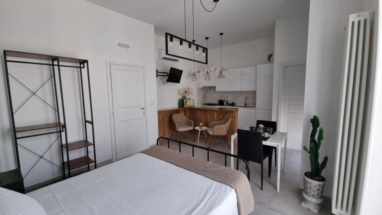 Dimora Giusti Bed & Breakfast Lecce Eksteriør bilde